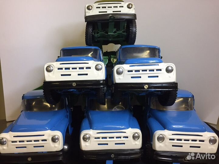 Игрушка ЗИЛ 130 СССР