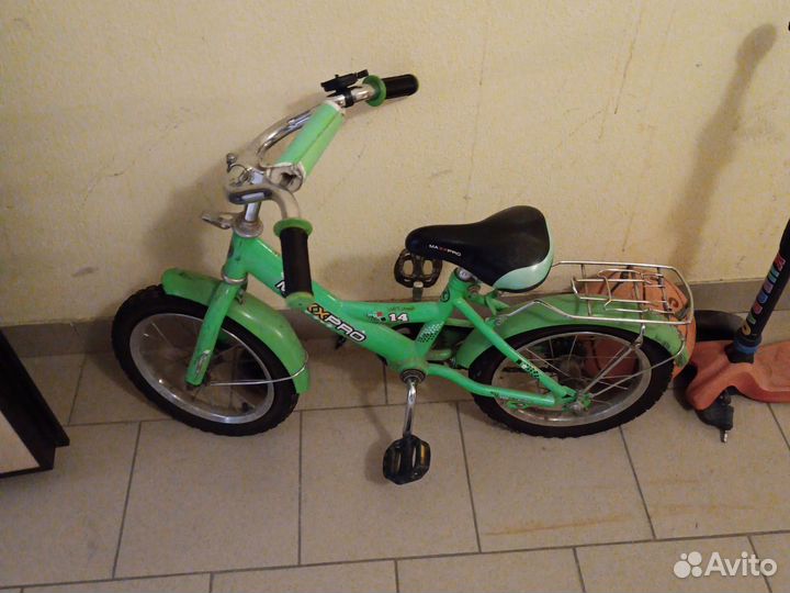 Детский велосипед, требуется заклеить камеры