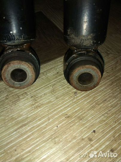 Амморизатор задний на флюенс