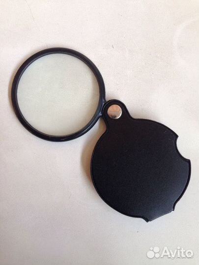 Лупа круглая складная карманная в кожаном чехле