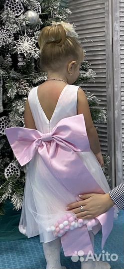 Праздничное Платье для девочки 110 размер