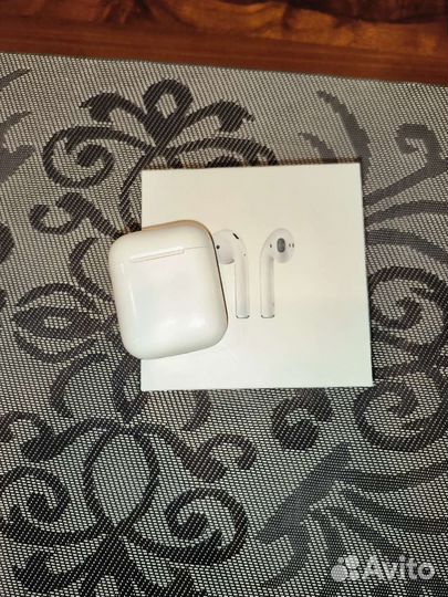 Наушники Apple Airpods 2 (оригинал)