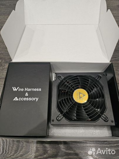 Блок питания Chieftec Proton 650W