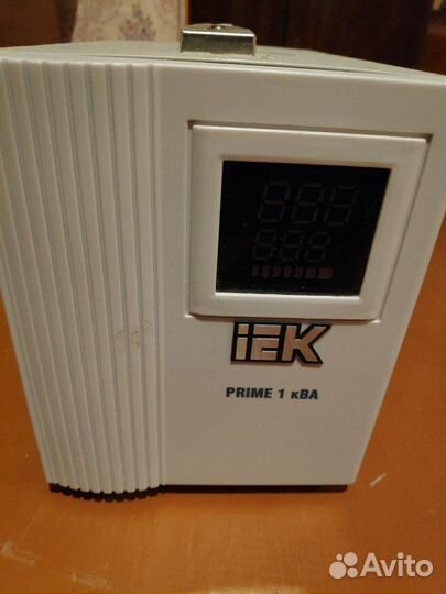 Стабилизатор напряжения