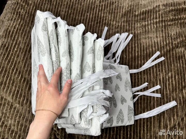 Бортики в детскую кроватку