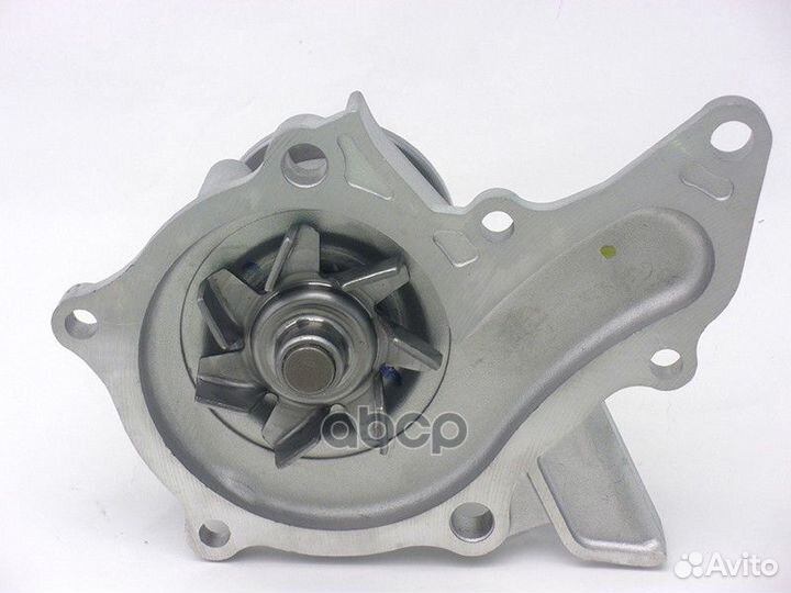 Помпа водяная Toyota gwt-86a GMB