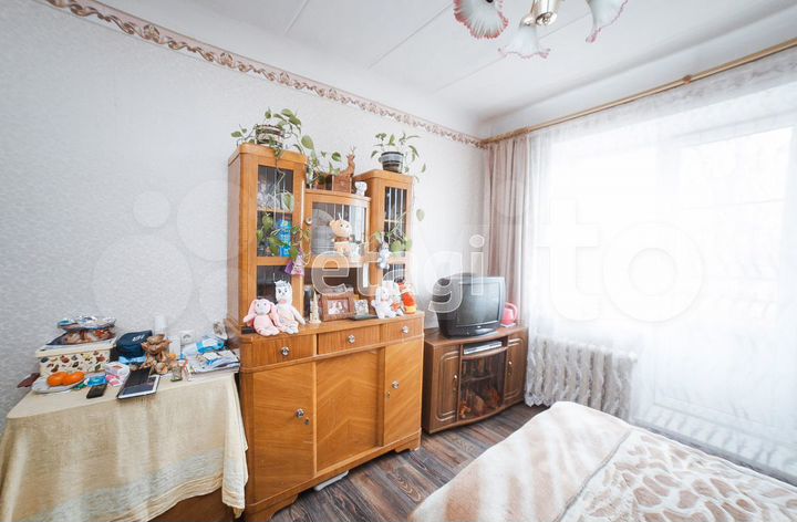 3-к. квартира, 53 м², 3/3 эт.