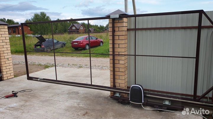 Откатные ворота с калиткой