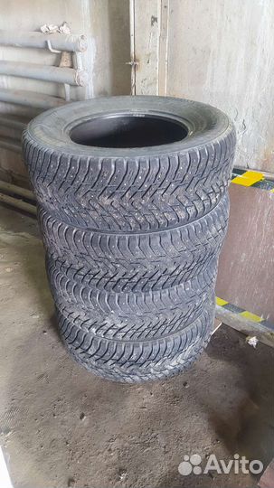 Nokian Tyres Hakkapeliitta 8 SUV 265/65 R17
