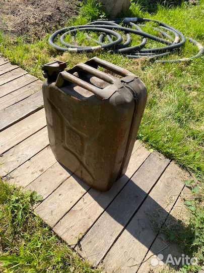 Канистра металлическая 20 л