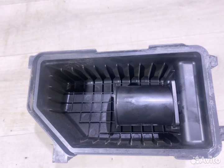 Крышка воздушного фильтра Hyundai Solaris седан