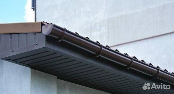 Софит для подшивки крыши