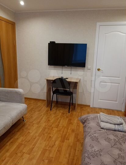 2-к. квартира, 52 м², 2/4 эт.