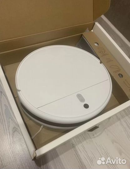 Робот-пылесос Xiaomi Mi Robot Vacuum-Mop 2 Lite RU