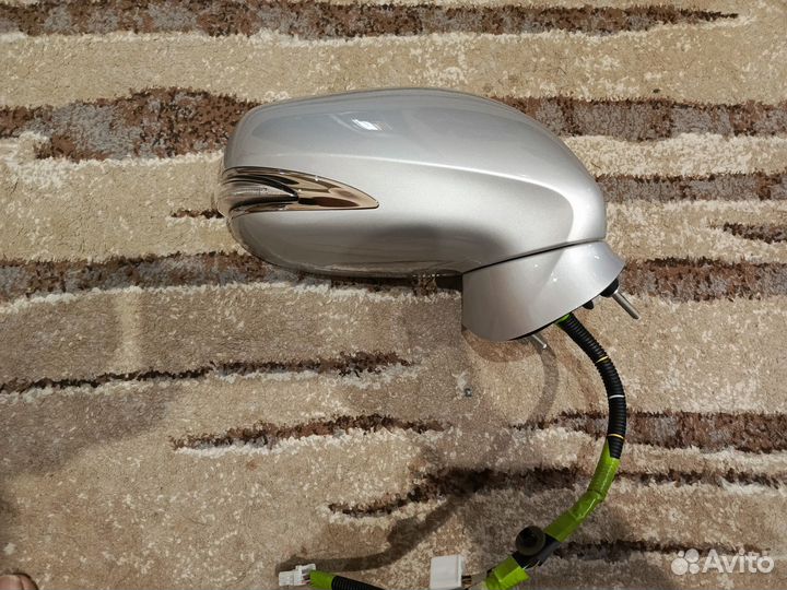 Зеркало правое Lexus IS250 2008-2013 поворотником