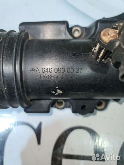 Патрубок интеркулллера ом646 Mercedes