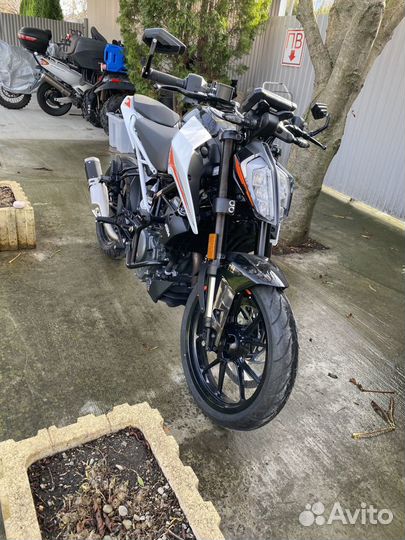 Ktm duke 390