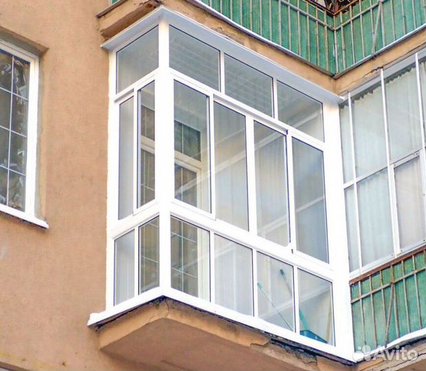 Остекление балконов и лоджий в рассрочку J0285