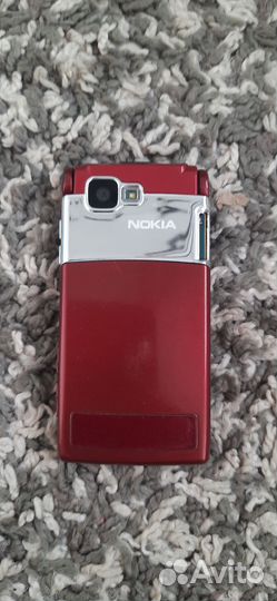 Nokia N76