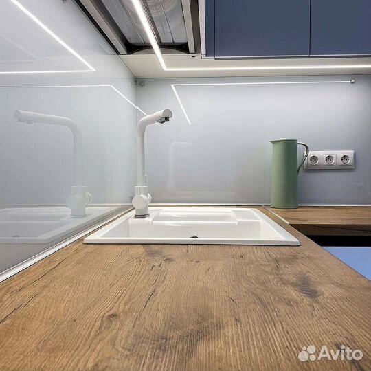 П образная кухня на заказ. Производство Новоселово