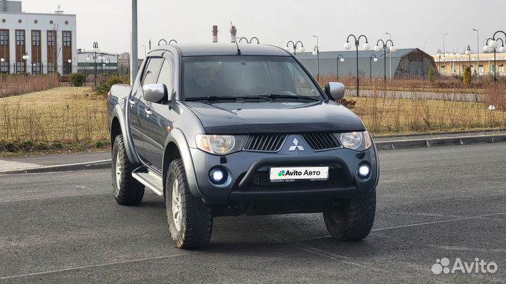 Mitsubishi L200 2.5 AT, 2007, 287 000 км