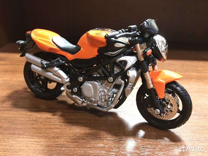 Bburago 1 18 MV Agusta Brutale S