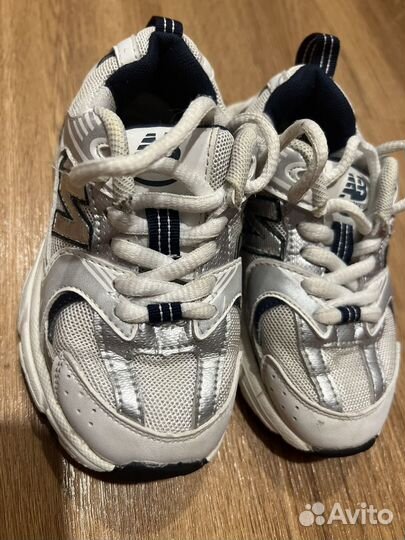 Кроссовки детские