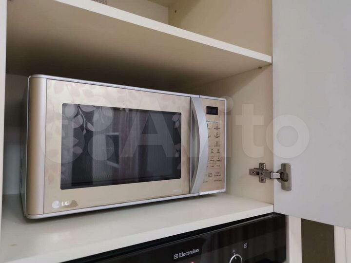 3-к. квартира, 74 м², 6/6 эт.