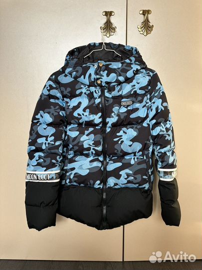 Пуховик Moon Boot