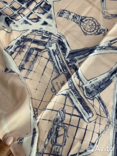 Платок chanel новый оригинал шелк