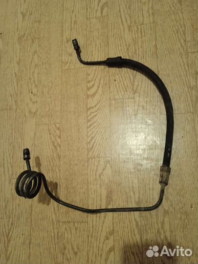 Трубка целиндра сцепления- гура на ауди 80