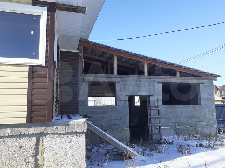 Дом 80 м² на участке 16 сот.