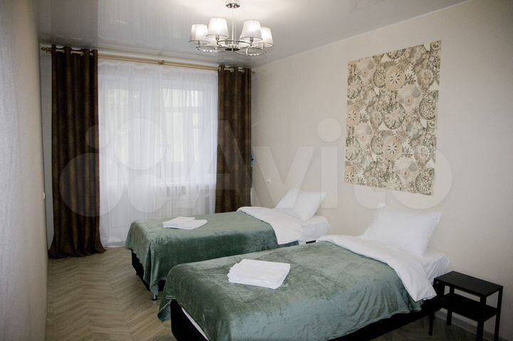 2-к. квартира, 52 м², 1/9 эт.