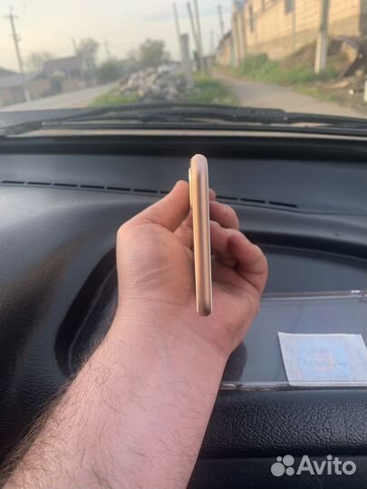 iPhone 8 Plus, 64 ГБ