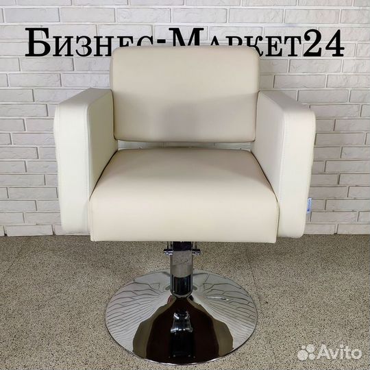 Парикмахерское кресло Prestige 2 beige