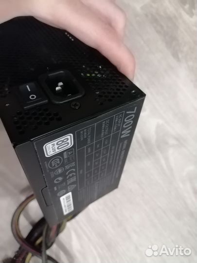 Блок питания cooler master 700W