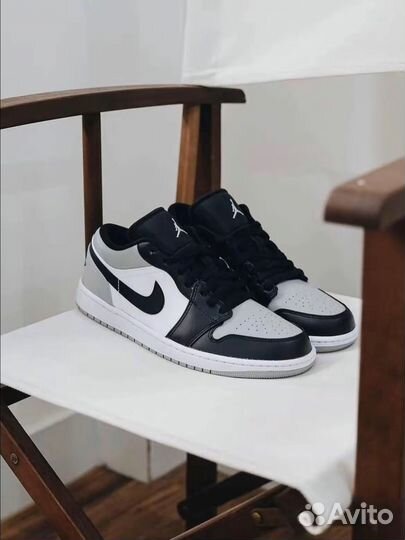 Кроссовки Air Jordan 1 Low Shadow Toe оригинал