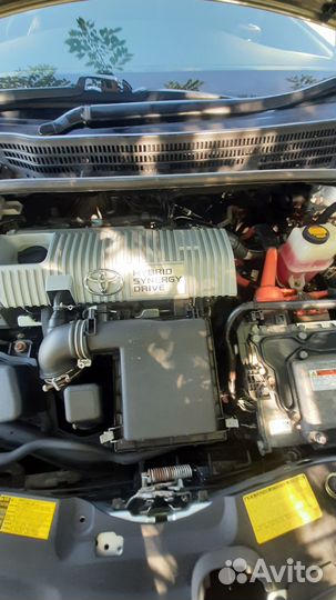 Toyota Prius 1.8 CVT, 2012, 147 700 км