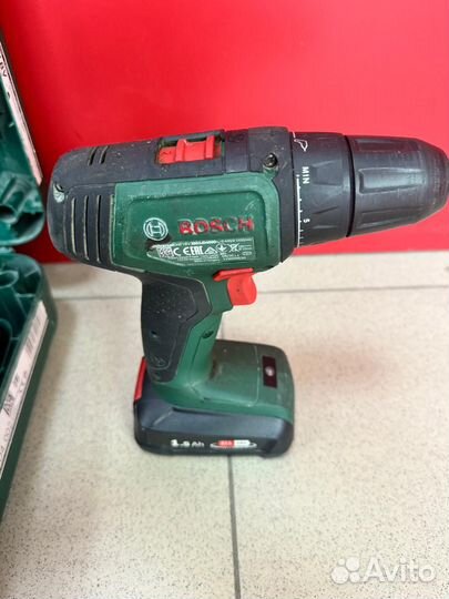 Дрель шуруповерт Bosch universaldrill 18B (4)