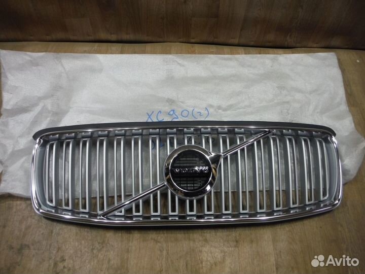 Решётка радиатора Volvo XC90 2020