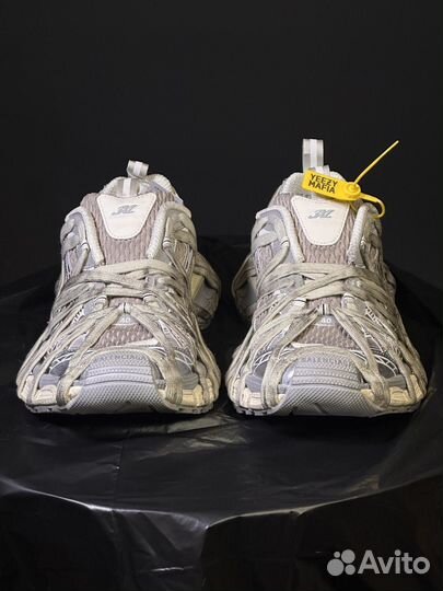 Кроссовки Balenciaga Extreme Lace Light Beige