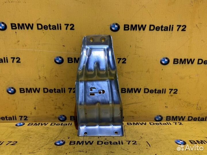 Кронштейн Mercedes Viano W639 272.978 30 759763