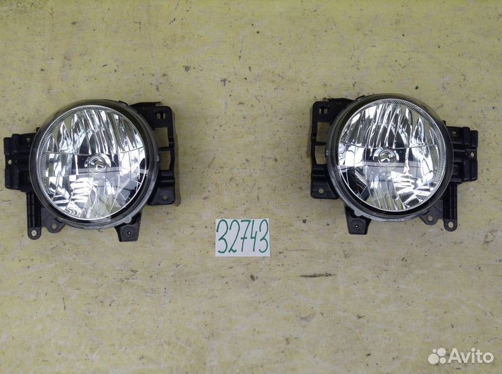 Toyota FJ Cruiser J15 Фара Левая и Правая