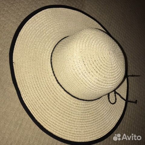 Женская соломенная шляпа пляжная