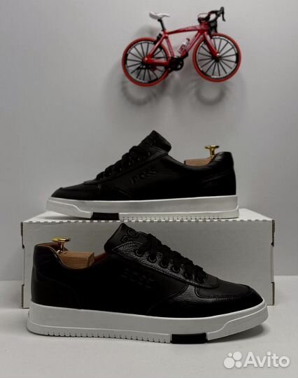 Кроссовки Boss