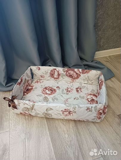 Лежанка для питомца новая