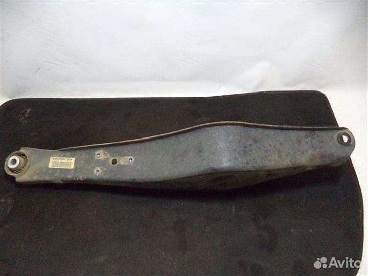 Рычаг подвески задний левый Volkswagen Passat