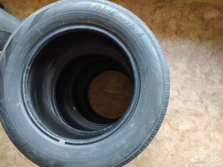 Yokohama BluEarth AE01 215/60 R16