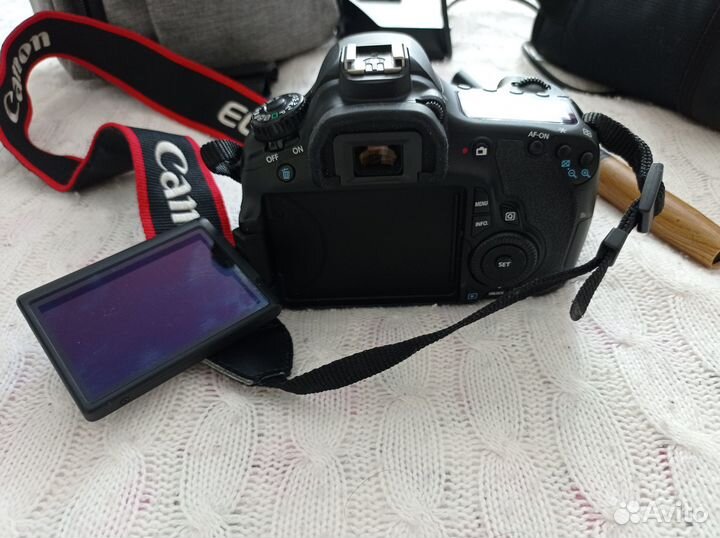 Продам фотоаппарат Canon 60D