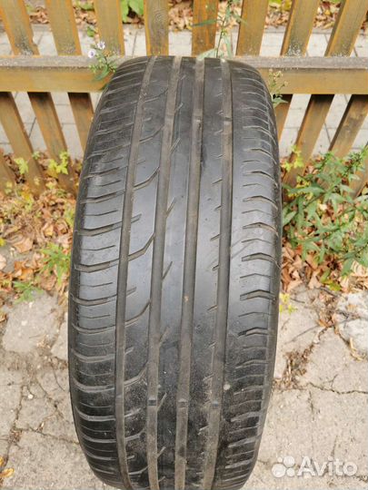 Continental ContiPremiumContact 2 215/60 R17